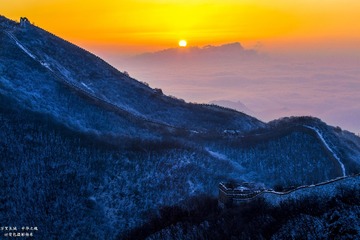 长城·晨曦