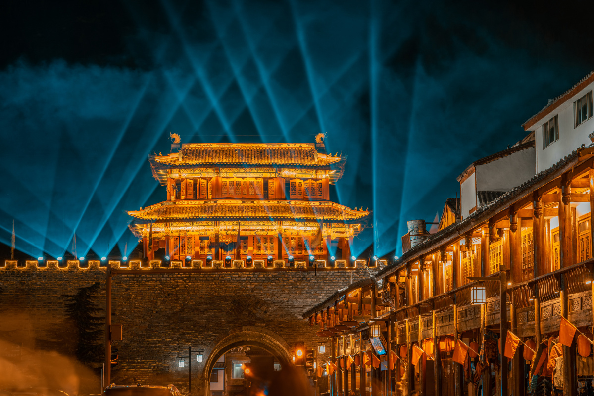 松潘古城城楼夜景松州市