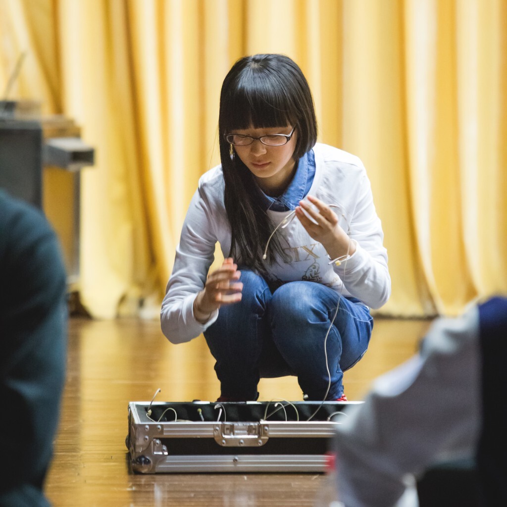 学生节幕后