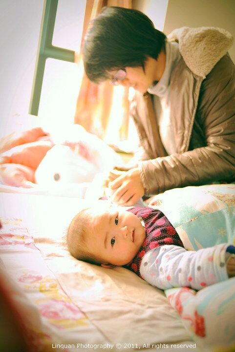 Jan 30,2012  妞妞<br />
Day153 ,阳光明媚的早晨...