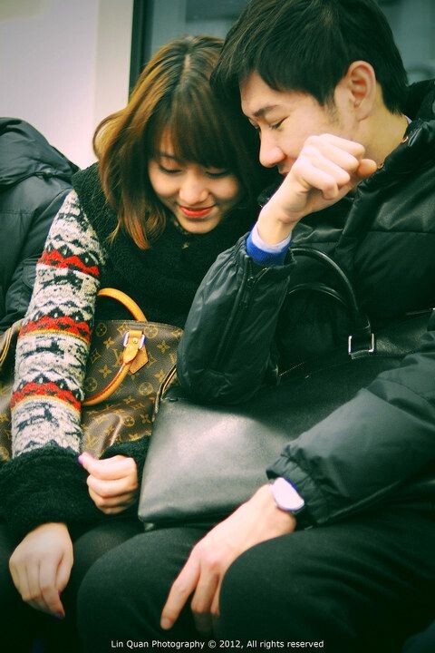 Mar 13,2012 地铁<br />
