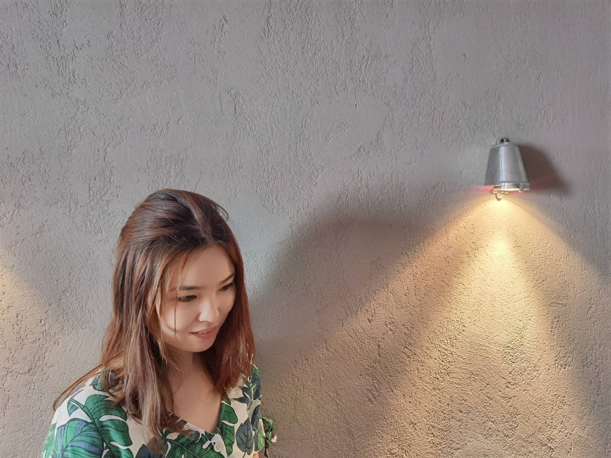 用手机拍得人像