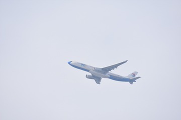787880