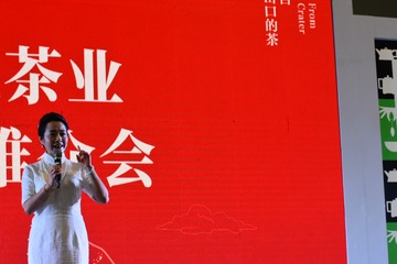 1652052