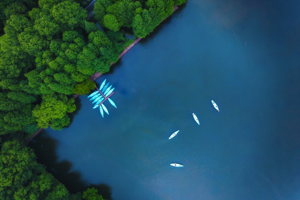 这里的西湖静悄悄航拍