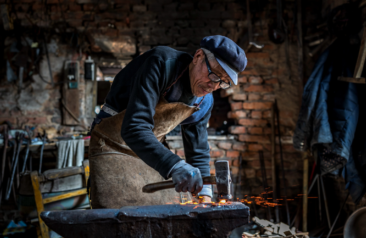 老铁匠