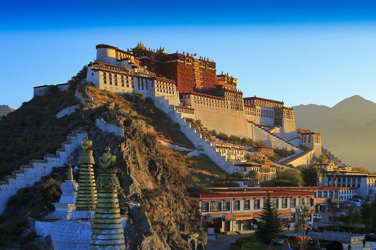 高原神殿布达拉