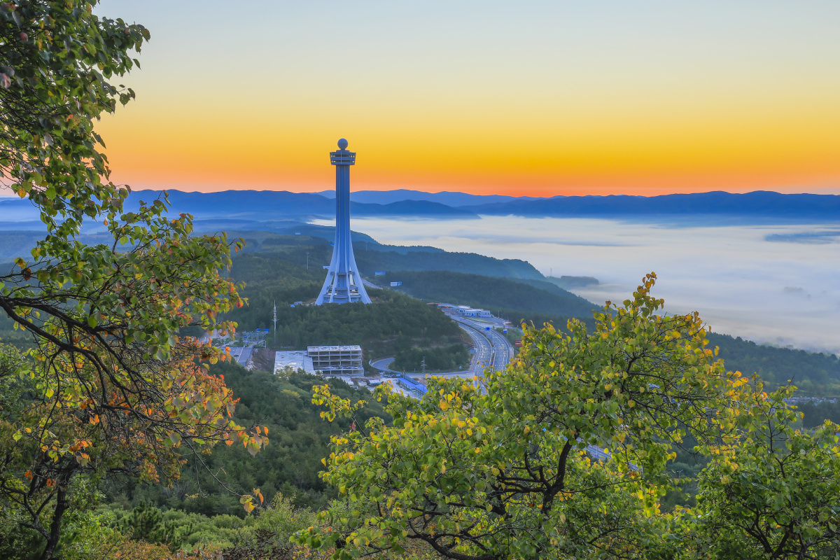 日出帽儿山 - 蓝七星 - 图虫