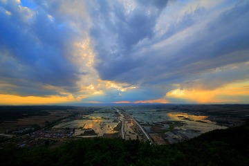 东城夕照