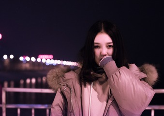 001