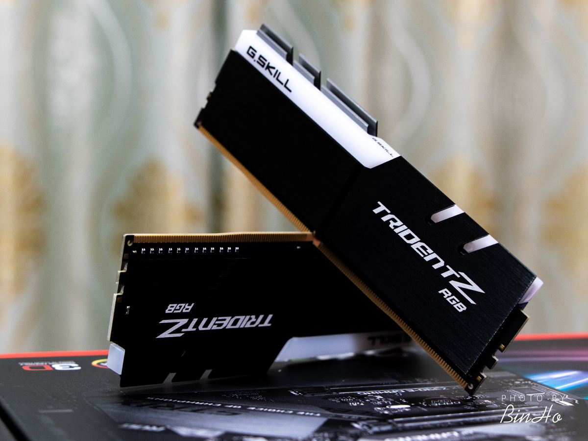 skill 幻光戟 ddr4 3200mhz c16 16gb (8gbx2) 到货随手拍