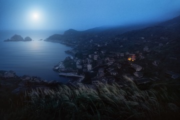 渔村水月