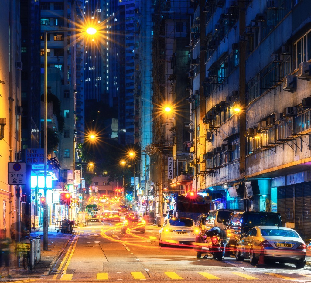 你会不会 突然的出现<br />
在 街角的 咖啡店