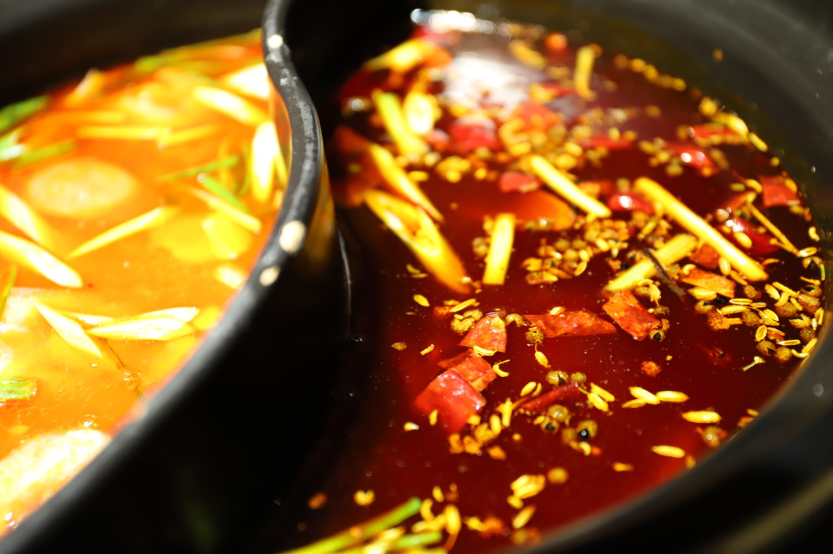 辣锅香辣鲜香,番茄锅酸酸爽爽