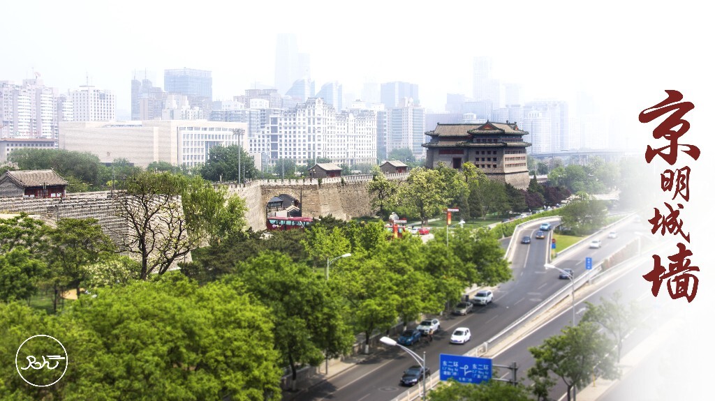 时过境迁，眼前唯一不变的只留剩下饱经风雨的他了。