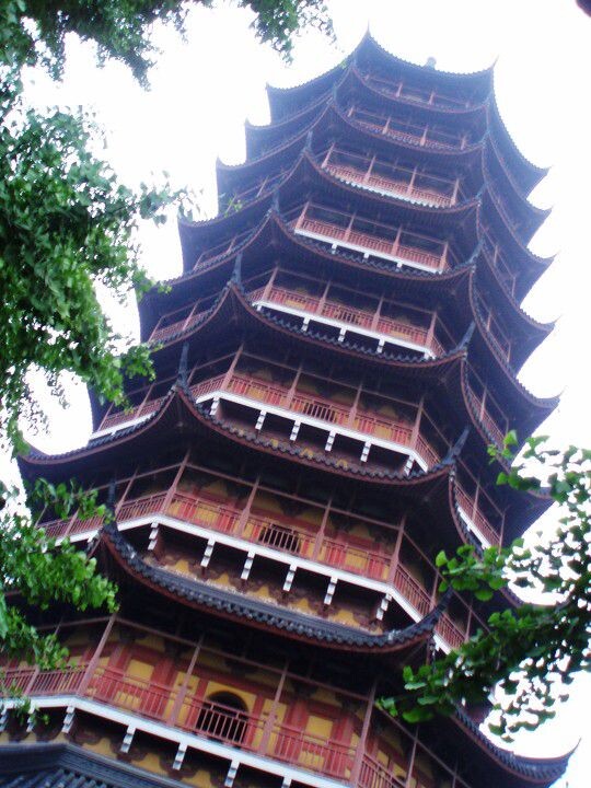 北塔报恩寺<br />
九层