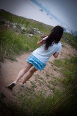 她