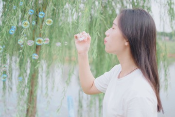 001