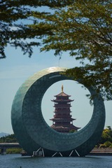 001