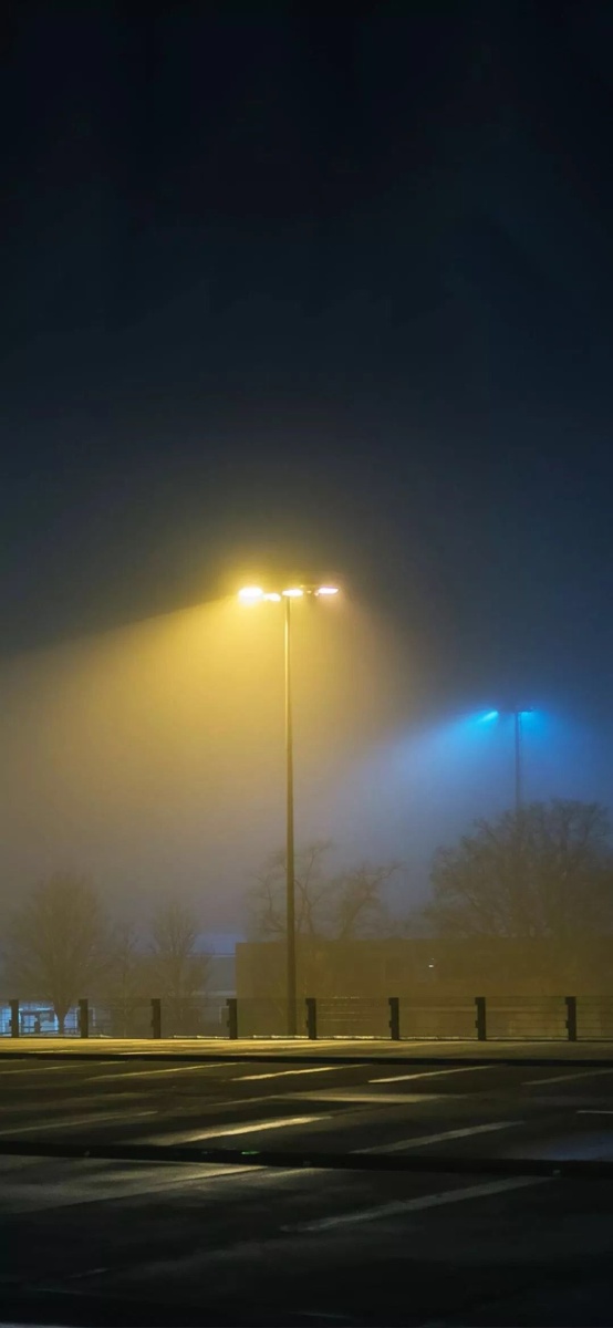 抖音上超火的ios11以上睁眼壁纸自带开灯效果