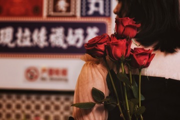 001