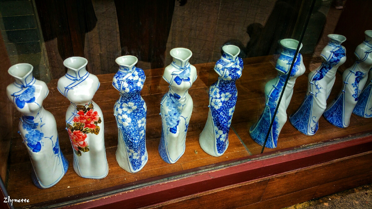 古代青花瓶有哪些,中国进口马颜青陶器以苏玛里青为着色剂