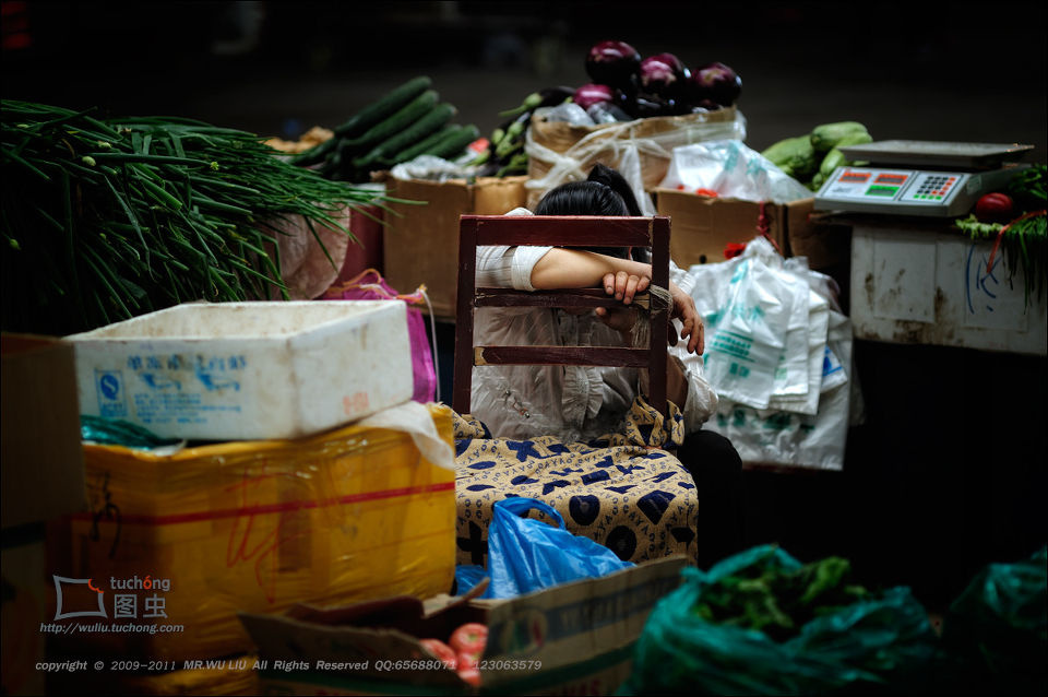 萧条的菜市场