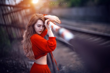 01.[ 丹妮 ] SONY ILCE-7+85ZE  F1.4 ISO50 EXPOSURE TIME-''500 PHOTOGRAPHER-ZIYI
