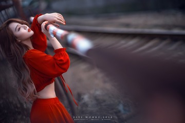 16.[ 丹妮 ] SONY ILCE-7+85ZE  F1.4 ISO55 EXPOSURE TIME-''500 PHOTOGRAPHER-ZIYI