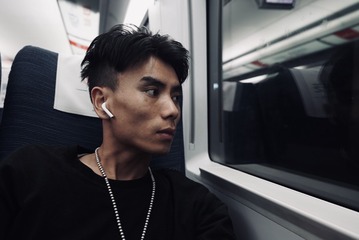 001