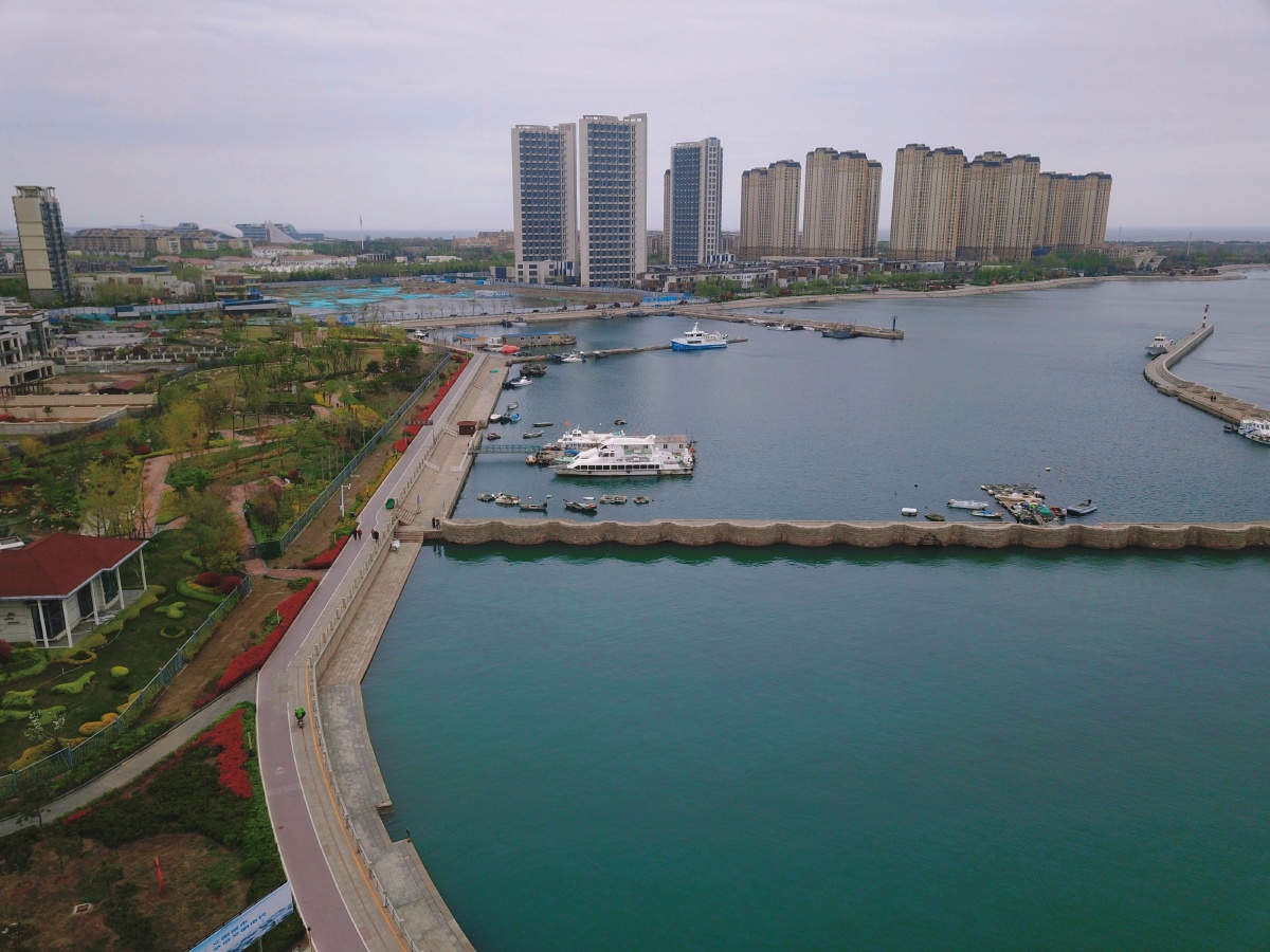 摄于2021年4月24日黄岛唐岛湾