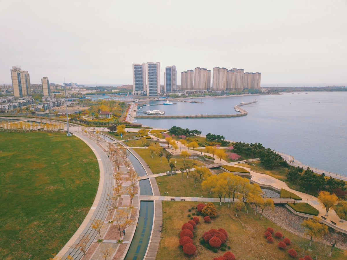 摄于2021年4月24日黄岛唐岛湾