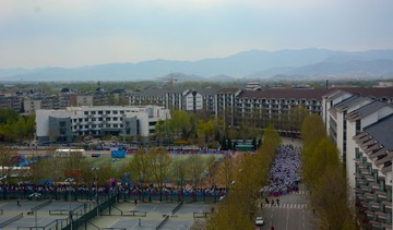 4月