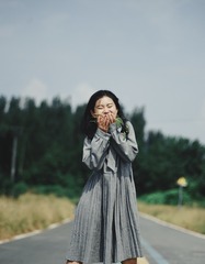 001