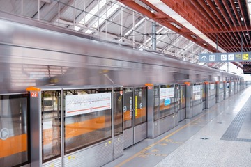 1000199512