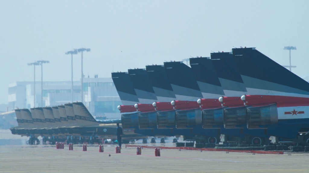 中国空军“八一”飞行表演队 歼10