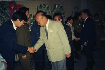 2196863