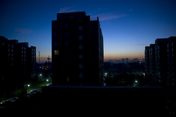 还没有睡，凌晨 2009