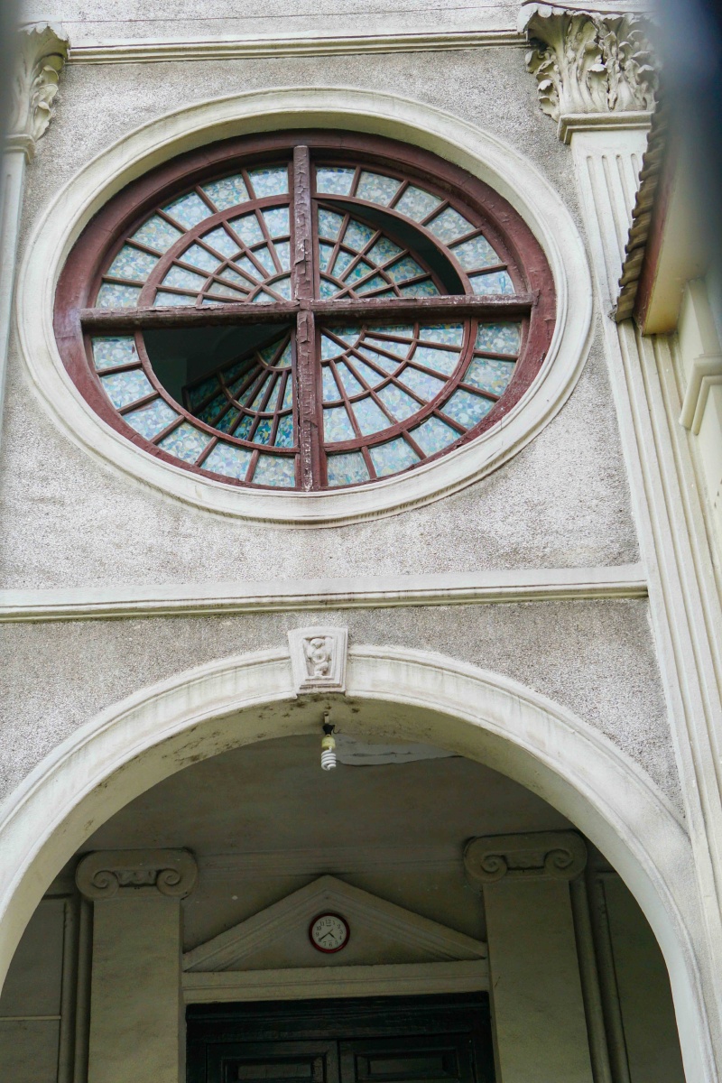 仁爱堂位于山城巷82号,建于1902年.