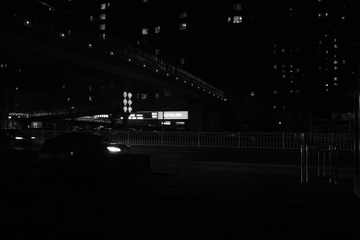 885153