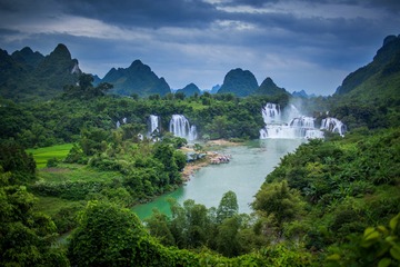 德天大瀑布全景
