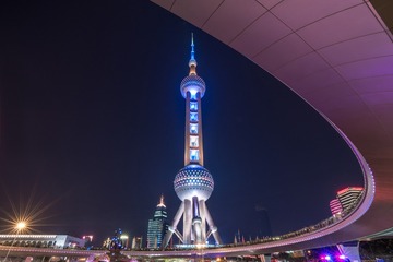 20151002044-2b
