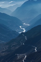 万重山