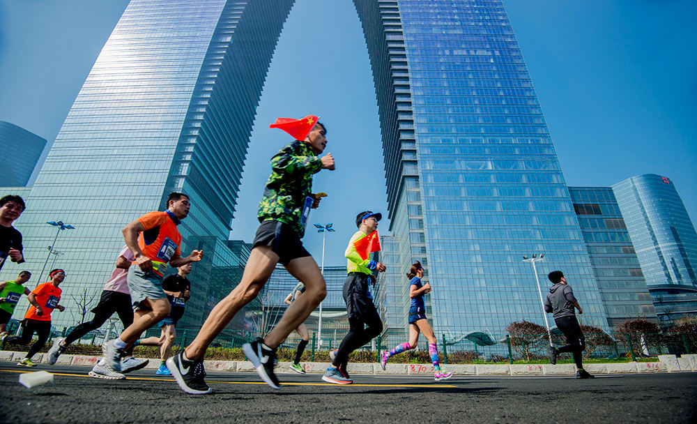 《中国加油》苏州半程马拉松赛 - 秋雨800 - 图虫