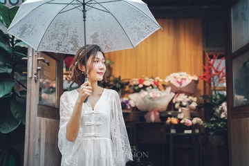 818924