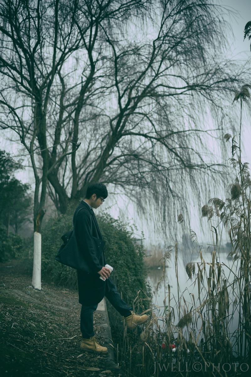 一曲终了,悲欣交集。 - 人像, 情绪, 自然, 索尼,