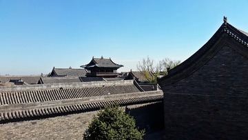 1561231