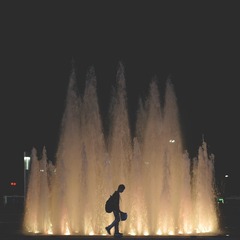 584138