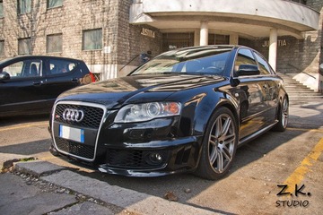 Audi RS4 Sedan