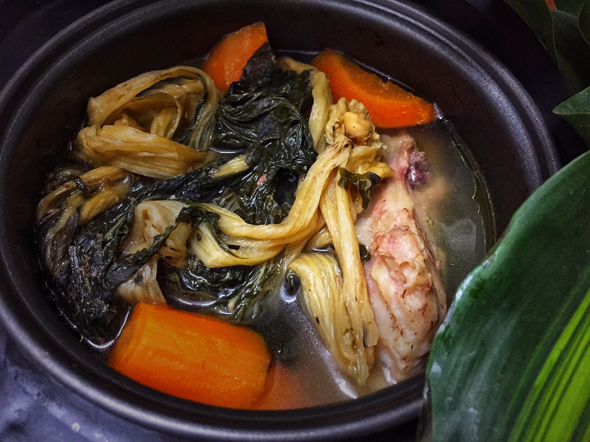 喝碗汤菜干骨头汤